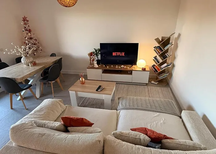 L'escale D'ovalie, Ggl Stadium, Parking, Tram *